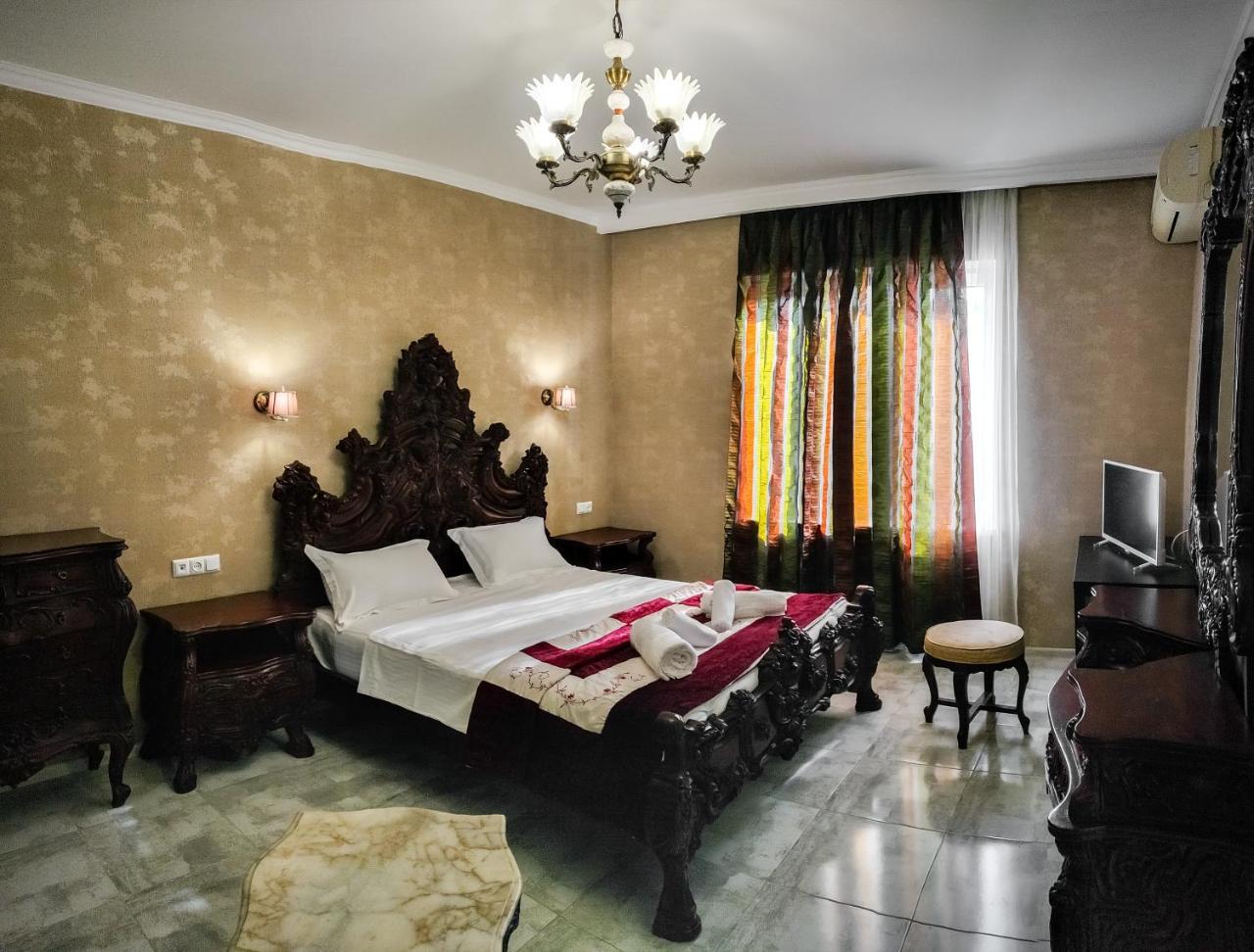Westay Hotel Tbilisi Esterno foto